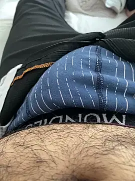 Snapshot of Sert_Lolitx chatting on 09/10/25, 02:39 Sert Lolitx online show from 09/10/25, 02:39