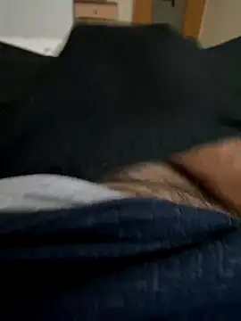 Snapshot of Sert_Lolitx chatting on 09/18/25, 02:30 Sert Lolitx online show from 09/18/25, 02:30