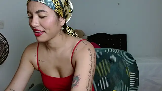 Sexy Lia  online show from 12/19/25, 02:07