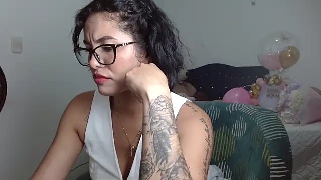 Sexy Lia  online show from 02/07/26, 02:37