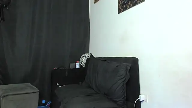 Snapshot of vincent_carusso94 chatting on 07/04/26, 03:51 vincent carusso94 online show from 07/04/26, 03:51
