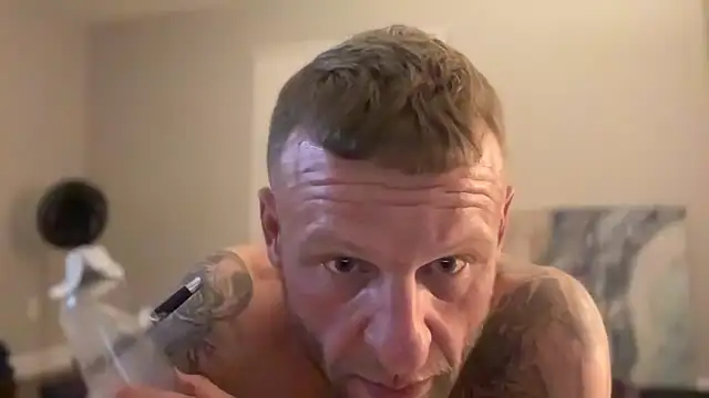 heavyhitta83 online show from 01/09/25, 06:17