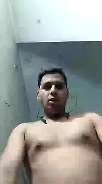 Snapshot of indboyfuc chatting on 12/25/24, 04:54 indboyfuc online show from 12/25/24, 04:54