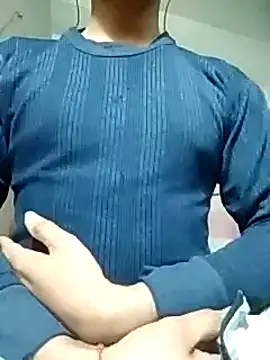 Snapshot of indboyfuc chatting on 12/25/24, 03:06 indboyfuc online show from 12/25/24, 03:06