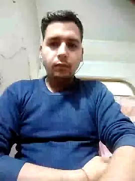 Snapshot of indboyfuc chatting on 12/26/24, 11:32 indboyfuc online show from 12/26/24, 11:32