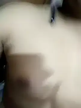 Snapshot of indboyfuc chatting on 12/27/24, 04:10 indboyfuc online show from 12/27/24, 04:10