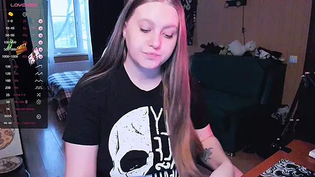 Alice Dreamgirl  online show from 11/25/25, 12:05