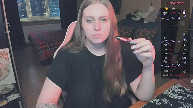 Alice Dreamgirl  online show from 12/16/25, 01:05