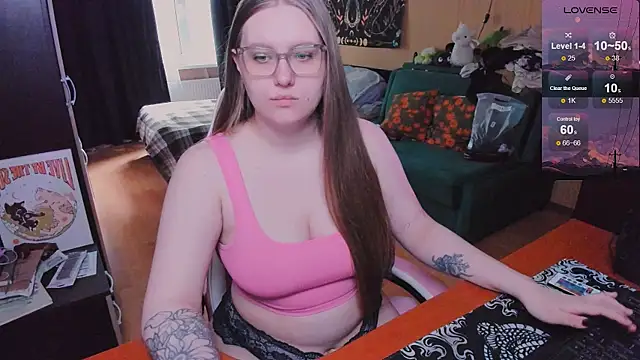 Alice Dreamgirl  online show from 05/26/26, 08:43