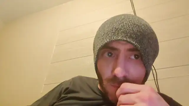 Huntzg23 online show from 02/15/26, 07:05