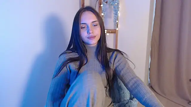 Snapshot of IrinaShayk18 chatting on 12/26/24, 10:37 IrinaShayk18 online show from 12/26/24, 10:37