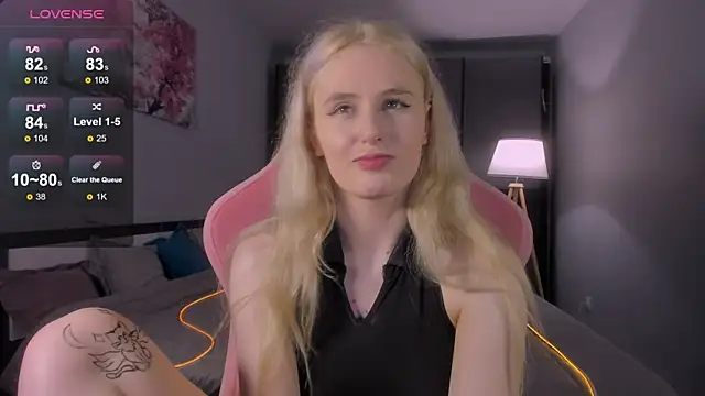 Snapshot of Molly_Toads chatting on 01/28/25, 07:10 Molly Toads online show from 01/28/25, 07:10