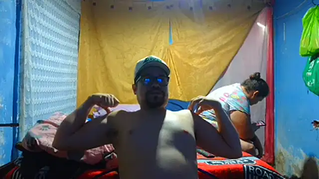 Snapshot of pecadodulce123 chatting on 06/15/26, 04:53 pecadodulce123 online show from 06/15/26, 04:53