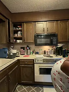 InterRacialFacial7296 online show from 07/19/26, 10:19