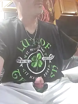 tileguyyy online show from 09/18/25, 04:36