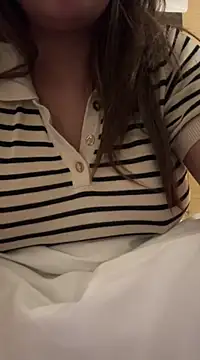 Noor  Kaur online show from 03/16/25, 09:26