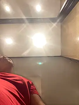 Snapshot of SecretlyDD chatting on 02/23/25, 12:27 SecretlyDD online show from 02/23/25, 12:27