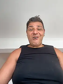 Snapshot of SecretlyDD chatting on 02/26/25, 07:31 SecretlyDD online show from 02/26/25, 07:31