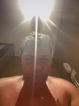 Snapshot of SecretlyDD chatting on 03/09/25, 02:32 SecretlyDD online show from 03/09/25, 02:32