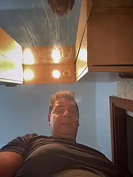 Snapshot of SecretlyDD chatting on 03/16/25, 04:23 SecretlyDD online show from 03/16/25, 04:23