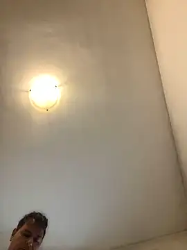 Snapshot of SecretlyDD chatting on 09/24/25, 06:06 SecretlyDD online show from 09/24/25, 06:06