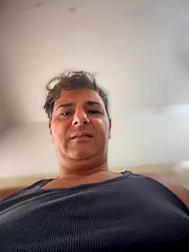 Snapshot of SecretlyDD chatting on 10/11/25, 06:45 SecretlyDD online show from 10/11/25, 06:45