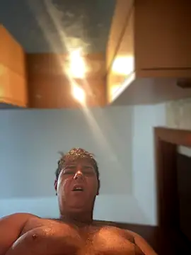 Snapshot of SecretlyDD chatting on 10/20/25, 07:20 SecretlyDD online show from 10/20/25, 07:20