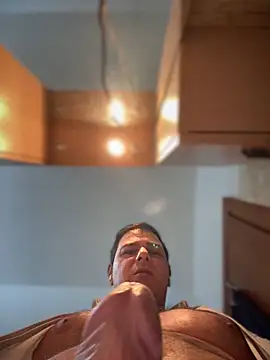 Snapshot of SecretlyDD chatting on 12/01/25, 08:08 SecretlyDD online show from 12/01/25, 08:08