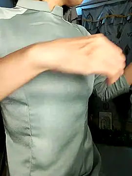 Lucy limon online show from 10/03/25, 08:33