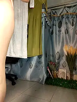 Lucy limon online show from 12/04/25, 09:23