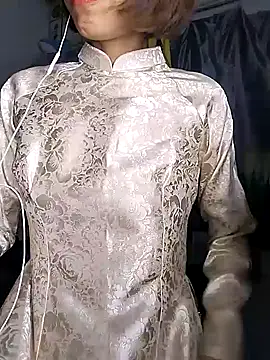 Lucy limon online show from 04/09/26, 10:42