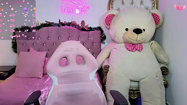 Emilly tay online show from 01/11/25, 06:12