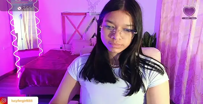 Emilly tay online show from 02/25/25, 12:03