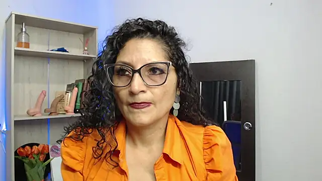 arianna ros3 online show from 01/13/25, 02:42