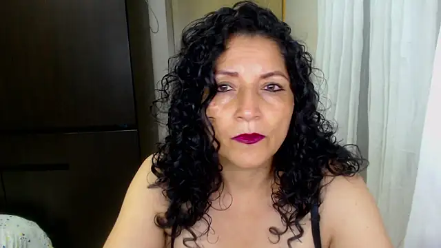 arianna ros3 online show from 04/20/26, 12:57
