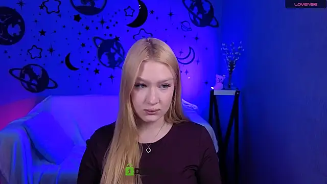 playful sophie online show from 04/14/26, 07:20