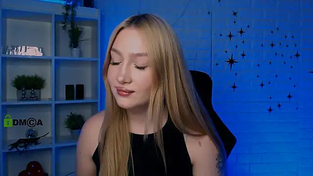 playful sophie online show from 05/26/26, 07:21