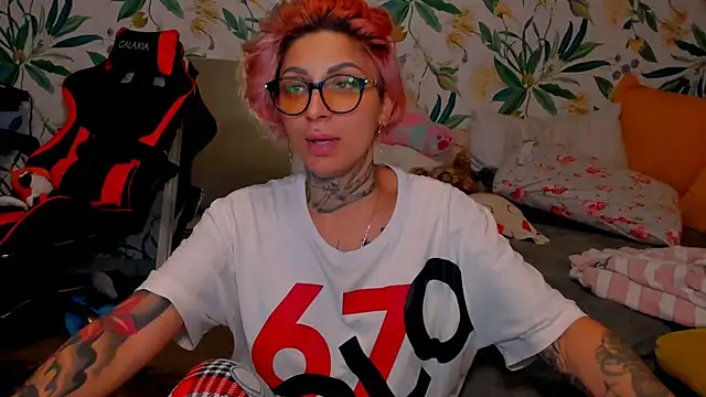 Lucky Deniz online show from 12/13/25, 11:21