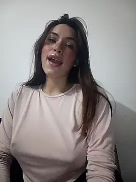Snapshot of eriika_deep_ chatting on 03/09/25, 03:01 eriika deep online show from 03/09/25, 03:01