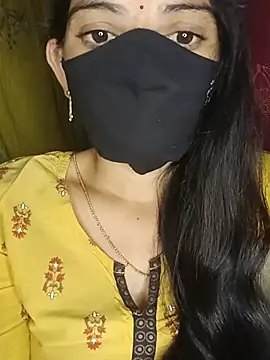 Snapshot of Telugu_Cute_Angel chatting on 06/25/26, 04:44 Telugu Cute Angel online show from 06/25/26, 04:44
