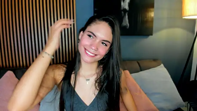 Gaby Ferrer online show from 10/11/25, 02:37