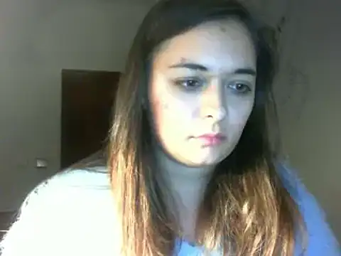 Snapshot of MeganGold chatting on 12/18/24, 08:14 MeganGold online show from 12/18/24, 08:14