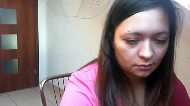 Snapshot of MeganGold chatting on 12/25/24, 10:39 MeganGold online show from 12/25/24, 10:39