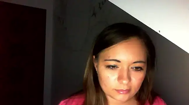 Snapshot of MeganGold chatting on 12/25/24, 03:17 MeganGold online show from 12/25/24, 03:17