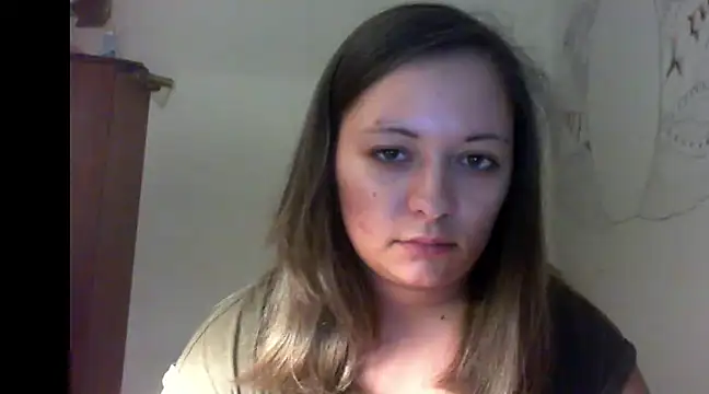 Snapshot of MeganGold chatting on 12/28/24, 06:40 MeganGold online show from 12/28/24, 06:40