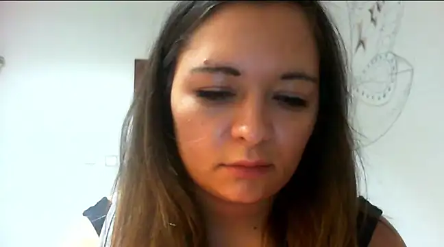 Snapshot of MeganGold chatting on 01/05/25, 08:43 MeganGold online show from 01/05/25, 08:43