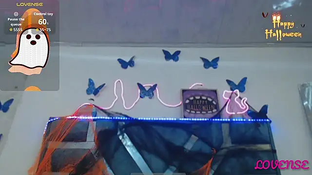 Roxan Fox- online show from 10/28/25, 03:21