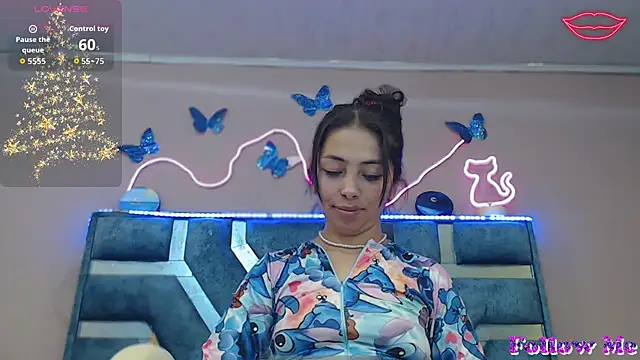 Roxan Fox- online show from 12/15/25, 05:01