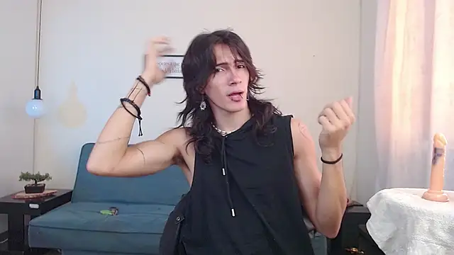 Snapshot of andreey50 chatting on 02/23/25, 01:10 andreey50 online show from 02/23/25, 01:10