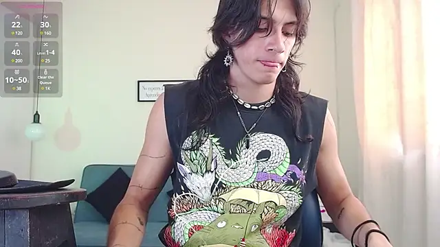 Snapshot of andreey50 chatting on 03/06/25, 08:05 andreey50 online show from 03/06/25, 08:05